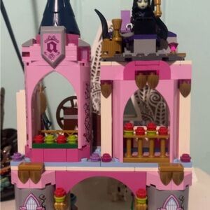 Enchanting Castle Building Set - Pink and Purple